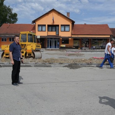 UREĐENJE SREDIŠNJEG TRGA U VRBJU