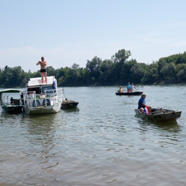 TRADICIONALNA  BRANITELJSKA REGATA SAVOM